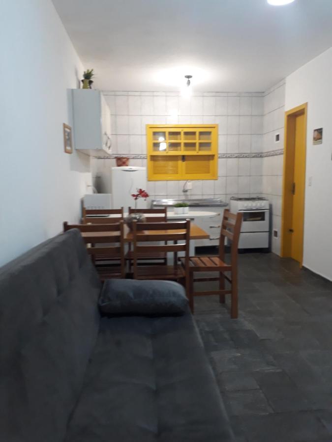 Aparthotel Residencial Colonial Amarelo A 150M Da Praia De Mariscal Bombinhas Exterior foto